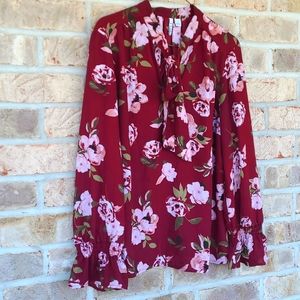 Elle Lightweight Floral Blouse